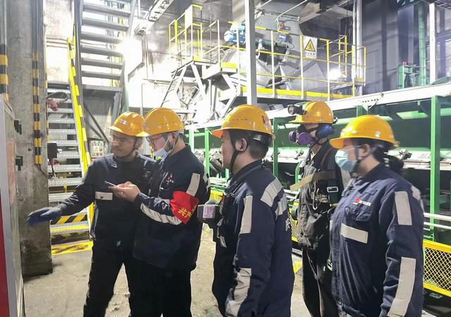 陜煤建設(shè)洗選煤運(yùn)營(yíng)公司紅柳林洗煤廠項(xiàng)目部：“黨建+安全”筑牢安全生產(chǎn)“紅色堡壘”