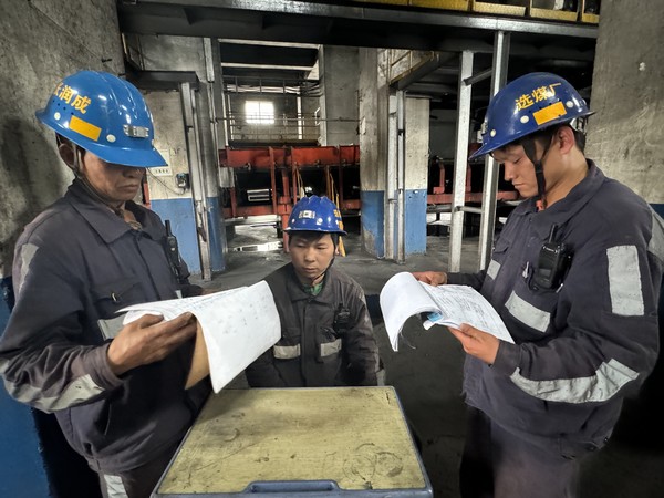 陜煤建設(shè)洗選煤運營公司紅柳林洗煤廠項目部：從細、從精、從深做好生產(chǎn)安全工作