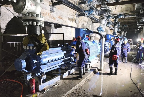 陜煤建設機電安裝公司井下主排水泵房及井下主變電所聯(lián)合成功試運轉