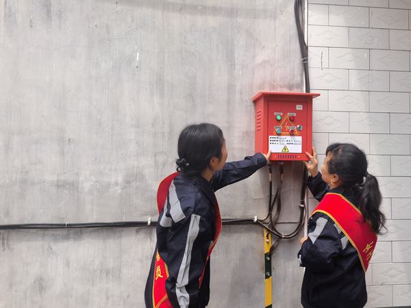 陜煤建設(shè)洗選煤運(yùn)營公司神渭蒲城運(yùn)營項目部：安全生產(chǎn)“她”力量  巾幗助安守平安