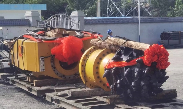 陜煤建設礦建三公司銅川項目部首臺綜掘機成功完成入井組裝調(diào)試運行