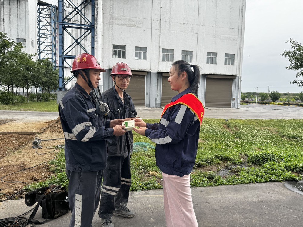 陜煤建設(shè)洗選煤運(yùn)營公司澄合山陽運(yùn)營項目部：備戰(zhàn)炙夏，降暑暖人心