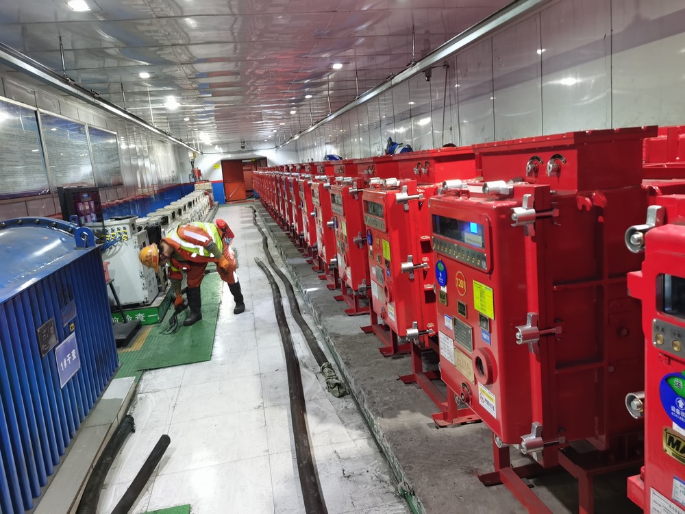 陜煤建設(shè)機(jī)電安裝公司檸條塔項(xiàng)目部：實(shí)干跑贏“上半程”， 突破提升再啟程！