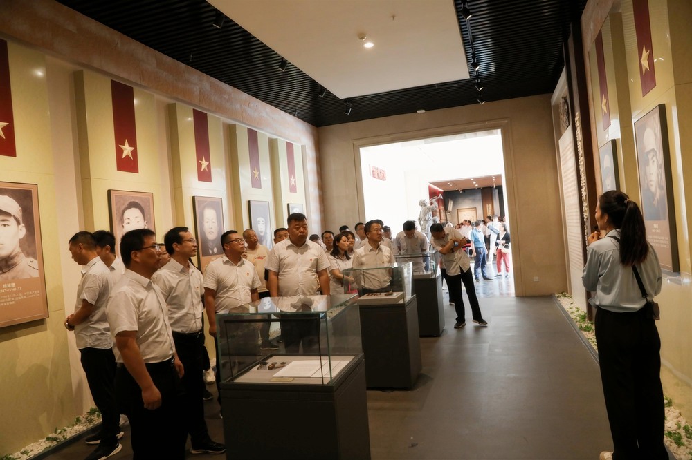 陜煤建設(shè)路橋分公司：“青” 力而為，“工” 不可沒