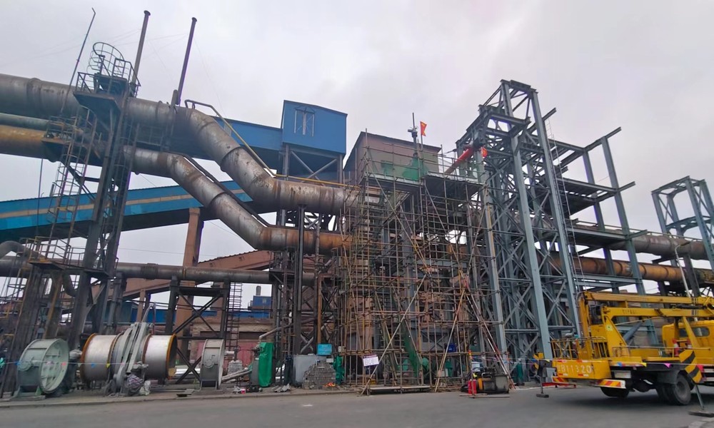 陜煤建設西北分公司：高爐煤氣帶壓開孔成功實施