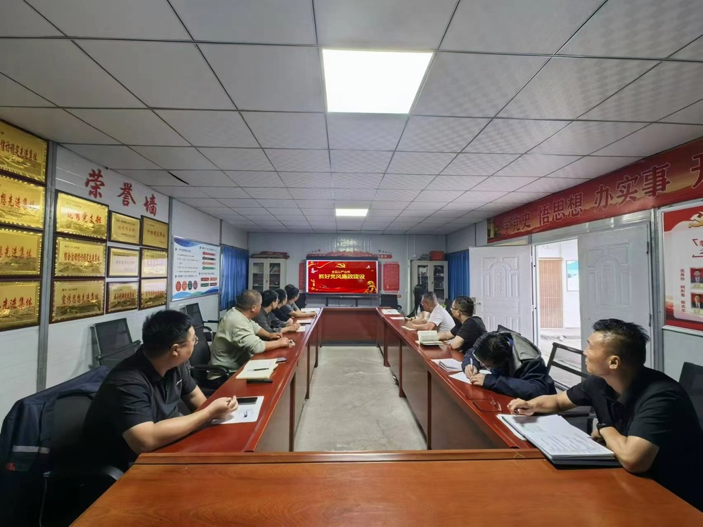 陜煤建設(shè)韓城分公司土建十二項(xiàng)目部：歡度國慶 共筑廉潔節(jié)日新風(fēng)尚