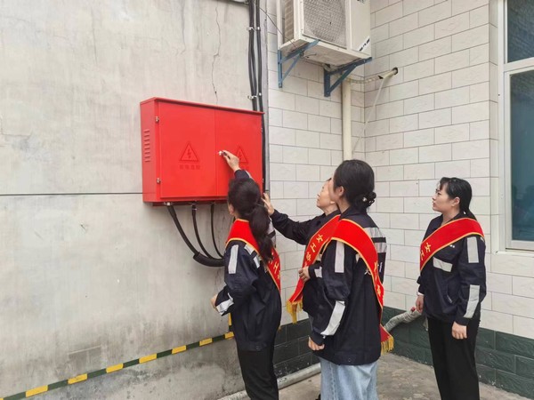 陜煤建設(shè)洗選煤運(yùn)營(yíng)公司：“點(diǎn)線面”結(jié)合，織密安全生產(chǎn)“防護(hù)網(wǎng)”