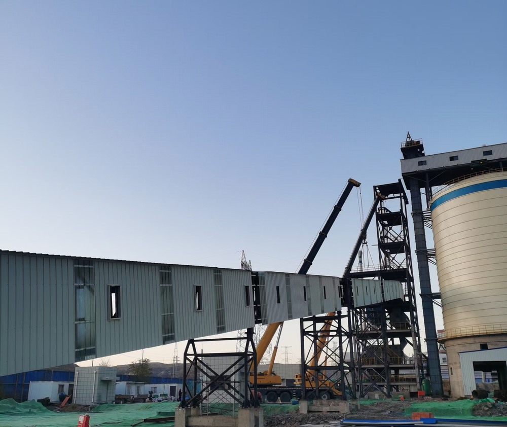 陜煤建設(shè)天工公司土建第二十五項目部：細(xì)化“人、材、機”管理，助力棧橋順利吊裝