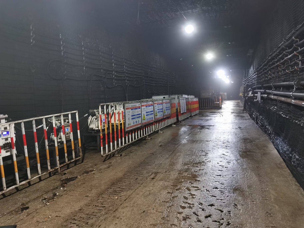 陜煤建設(shè)洗選煤運營公司第二項目部：歲末堅守，點亮煤礦“新光”，書寫新年安全序章