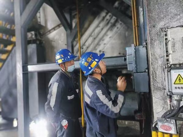 陜煤建設(shè)洗選煤運(yùn)營(yíng)公司紅柳林洗煤廠項(xiàng)目部：盡心做排查 安全過(guò)大年