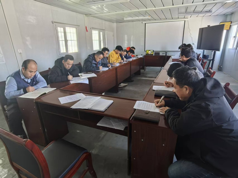 陜煤建設(shè)天工公司新疆第一項(xiàng)目部：“課”不容緩，筑牢復(fù)工安全防線