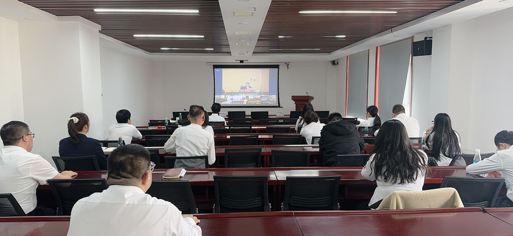 陜煤建設(shè)洗選煤運營公司積極參與陜煤集團黨員教育與巾幗勞模宣講活動