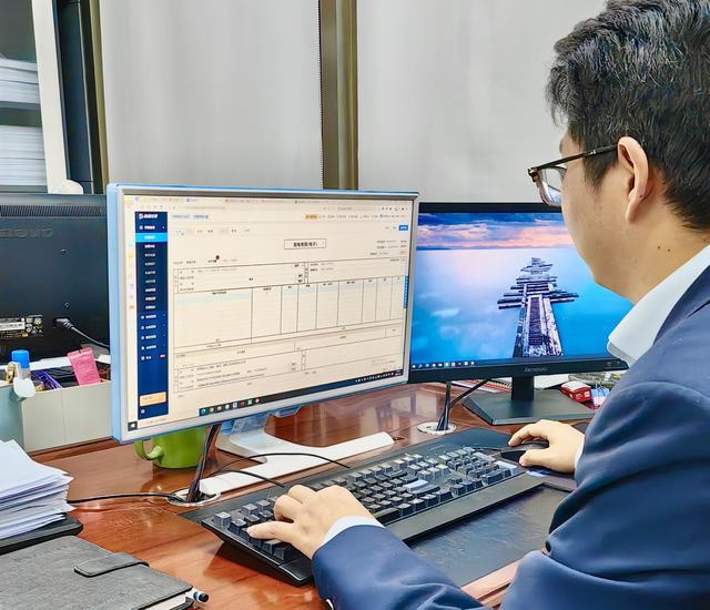 陜煤建設(shè)市場開發(fā)分公司率先啟用掃碼開票系統(tǒng)，開啟智能開票服務(wù)新時(shí)代