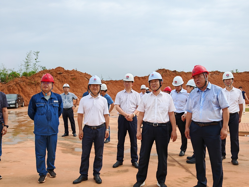 岳陽市委副書記、市長李摯一行深入天工公司項目一線檢查指導(dǎo)