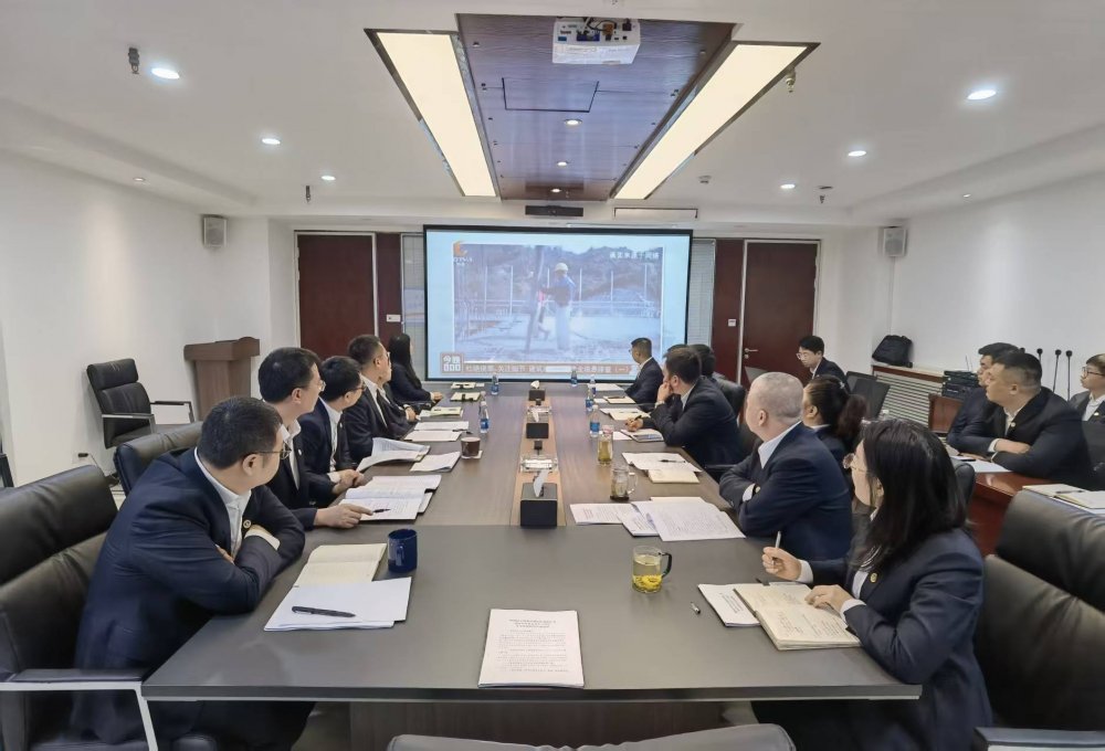 陜煤建設(shè)綠宇公司：冬施“攻堅(jiān)戰(zhàn)”全面開啟 筑牢嚴(yán)寒施工防線