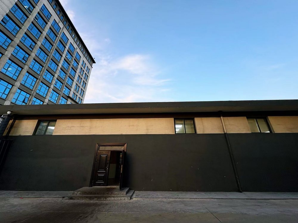 “建精品護安全”承諾兌現(xiàn)！陜煤建設(shè)韓城分公司土建六項目部承建的下峪口煤礦“民生廊橋”貫通驗收