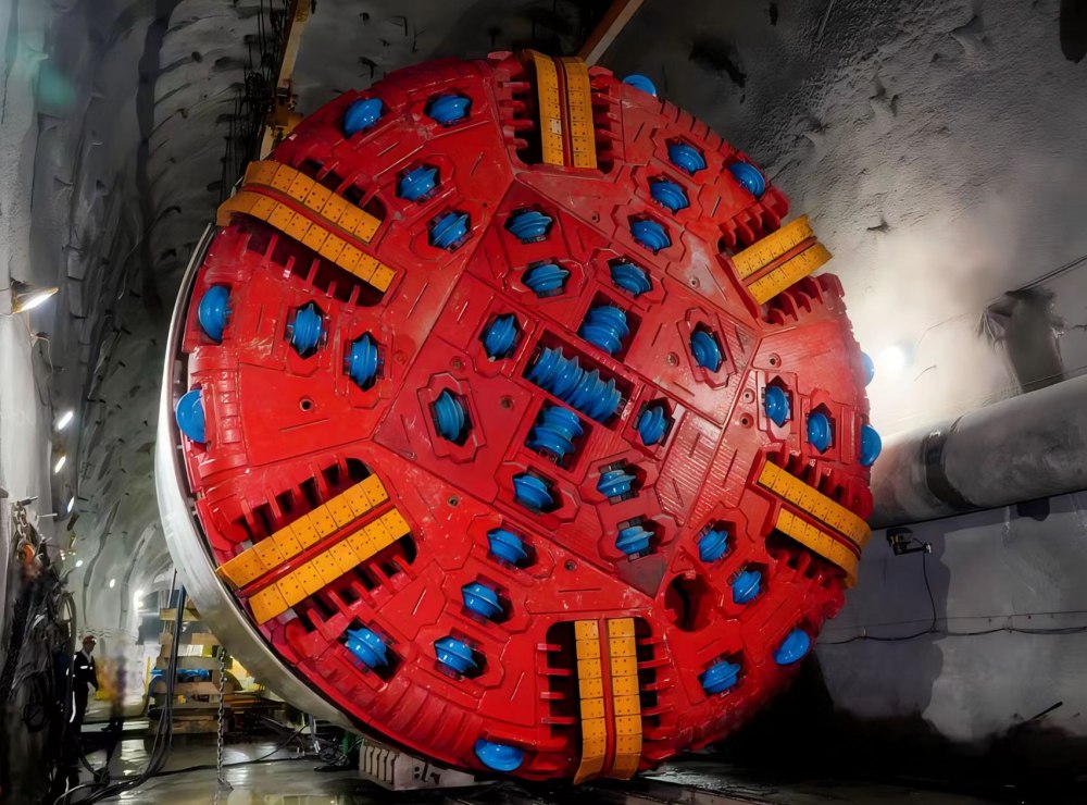 陜煤建設煤礦運營服務分公司：直徑7.13米TBM掘進機及全套系統(tǒng)帶載聯(lián)合試運轉成功