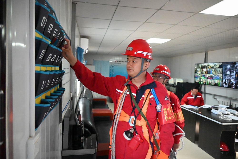 陜煤建設(shè)礦建二公司：暖心服務(wù)強根基 賦能發(fā)展顯擔(dān)當(dāng)