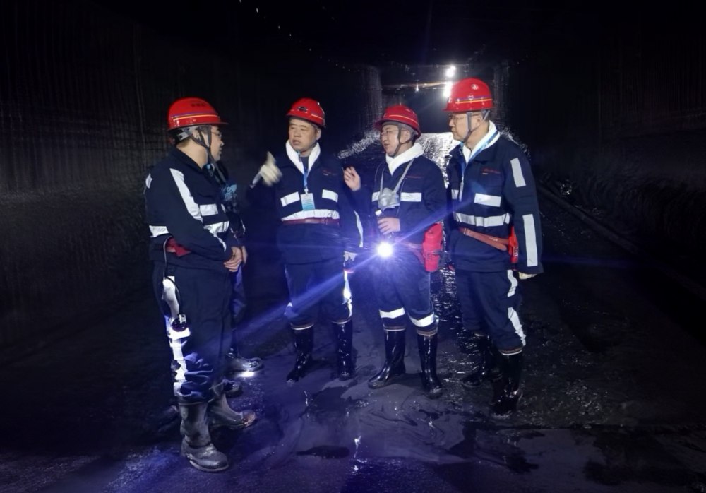 陜煤集團(tuán)對陜煤建設(shè)開展四季度安全督查暨消防專項檢查