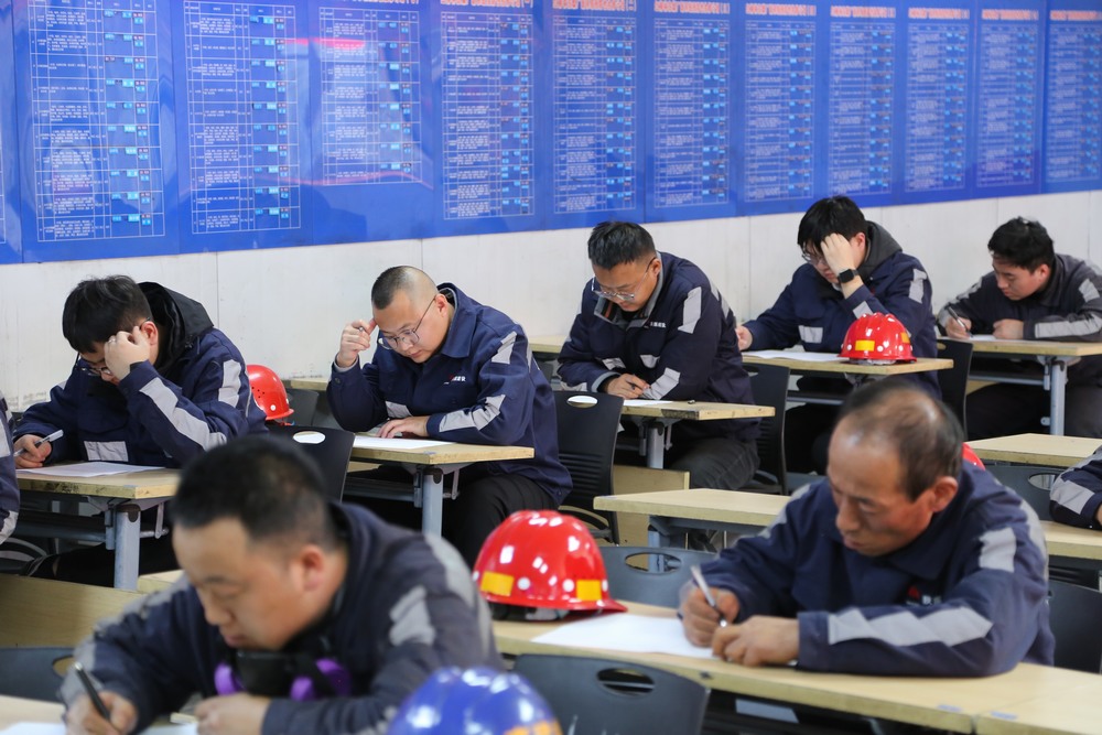 陜煤建設洗選煤運營公司：“全鏈條”打造項目建設的“常管控”與“長安全”