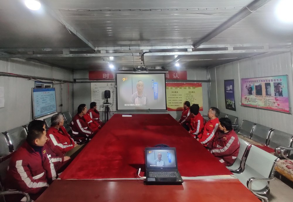 陜煤建設機電安裝公司涼水井項目部：筑牢安全防線 護航項目平穩(wěn)運行