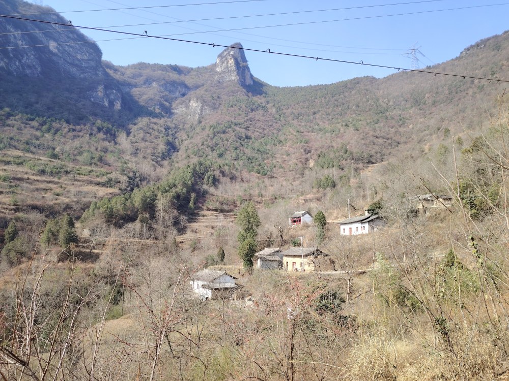 一曲《童年老家》 滿(mǎn)是故鄉(xiāng)情深