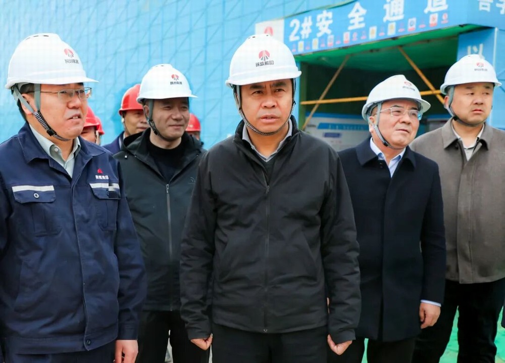 陜煤集團副總經(jīng)理宋召軍深入銅創(chuàng)能材項目檢查項目復(fù)工及安全生產(chǎn)工作